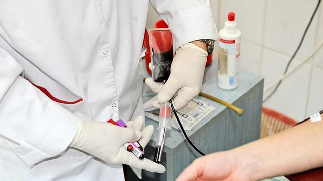Numărul donatorilor de sânge în Rep. Moldova este foarte scăzut. Specialiști: „Ar fi nevoie de 350 – 400 donatori zilnic”