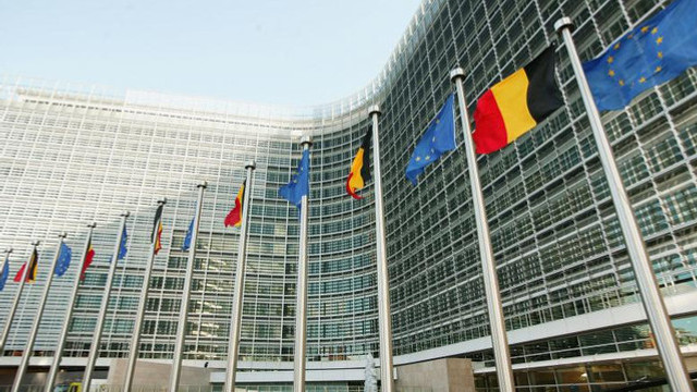 Comisia Europeană lucrează la cadrul legal pentru confiscarea activelor rusești și folosirea lor la reconstrucția Ucrainei