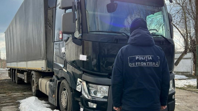 Un camion cu remorcă, introdus prin contrabandă în R. Moldova
