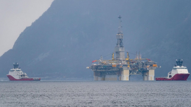Veniturile Norvegiei din petrol și gaze au crescut de trei ori pe fondul războiului din Ucraina și a scumpirii combustibililor

