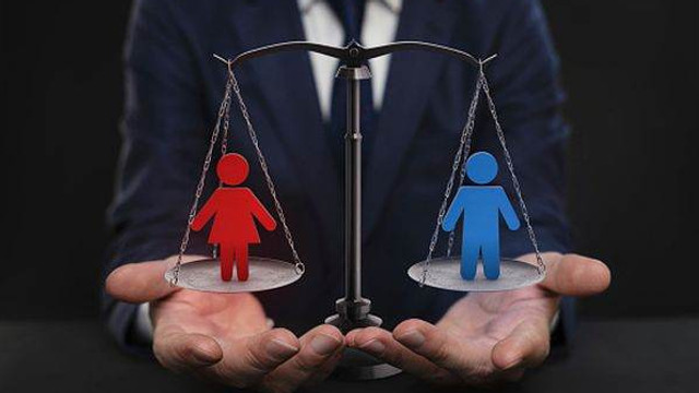 Date BNS. Femeile din Republica Moldova câștigă în medie cu 14% mai puțin decât bărbații