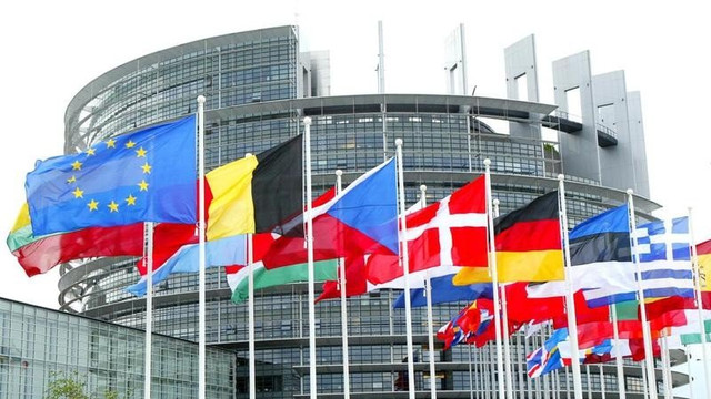 Peste 130 de eurodeputați au semnat o petiție care solicită un impozit asupra averilor foarte mari
