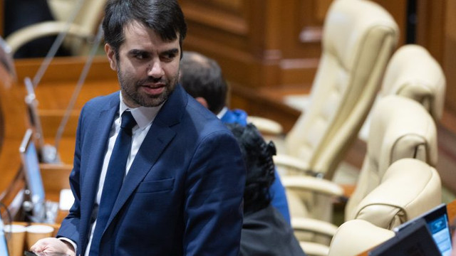 Parlamentul a luat act de cererea de demisie a deputatului Artur Mija