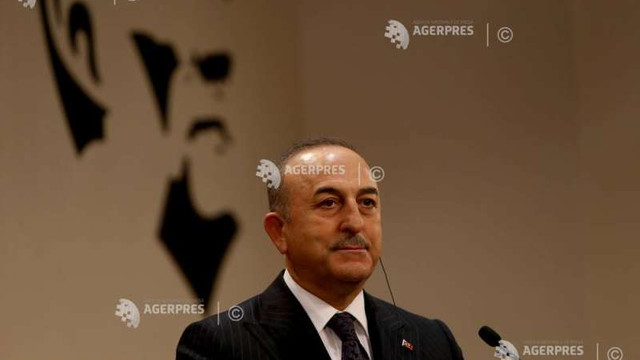 Șeful diplomației turce vizitează Egiptul, după zece ani de tensiuni în relațiile bilaterale