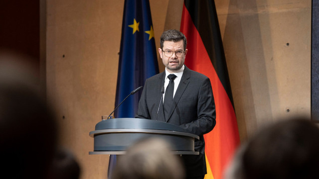 Germania va trebui să-l aresteze pe Putin dacă acesta intră pe teritoriul său, spune ministrul german al Justiției
