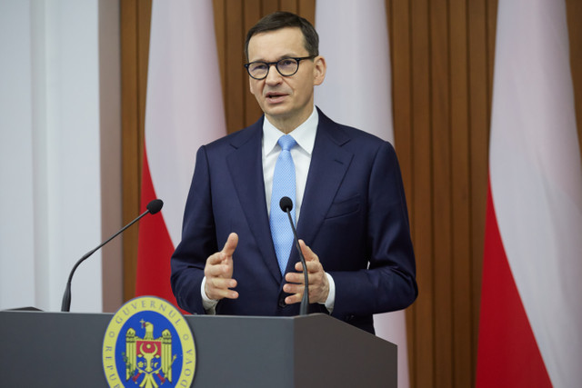 Premierul polonez la Chișinău: Războiul hibrid nu este doar o frază obișnuită, este arma folosită de Rusia în fiecare zi