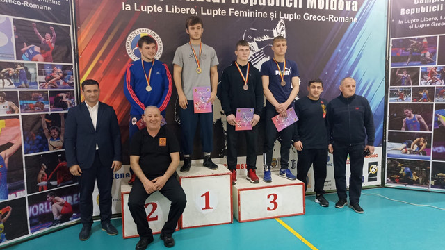 O nouă ediție a campionatului național la lupte s-a desfășurat la Chișinău