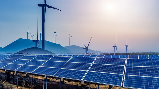 Capacitățile eoliene și fotovoltaice au furnizat anul trecut 12% din electricitatea mondială