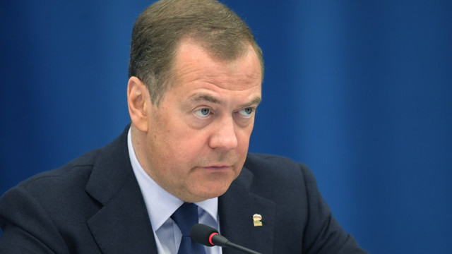Medvedev cere ruperea relațiilor cu Polonia