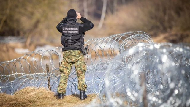 Polonia instalează o barieră la frontiera cu exclava rusă Kaliningrad și amenajează un „perimetru de securitate”