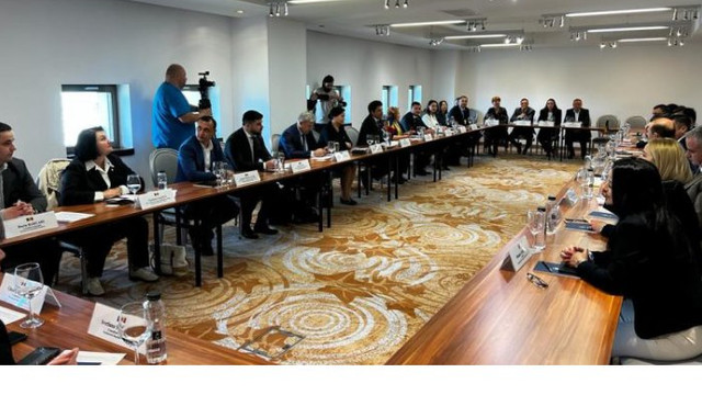 Ședință comună a trei comisii parlamentare din R. Moldova și România la Iași