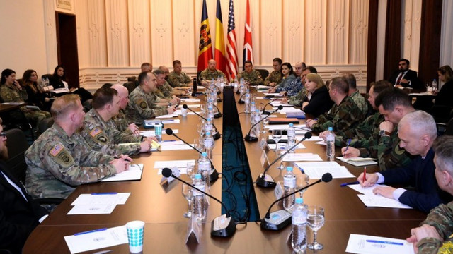 Reuniune trilaterală România – SUA – Republica Moldova la nivel de oficiali militari, găzduită de Ministerul Apărării de la București. La eveniment au participat și reprezentanți ai Marii Britanii
