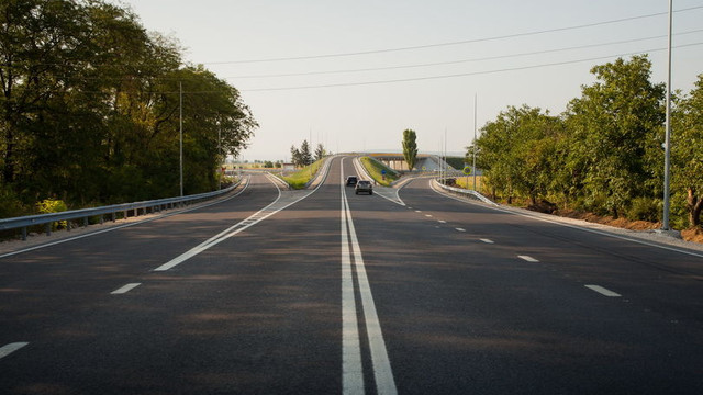 Drumurile din R. Moldova au devenit mai bune? Ce arată raportul privind administrarea fondului rutier
