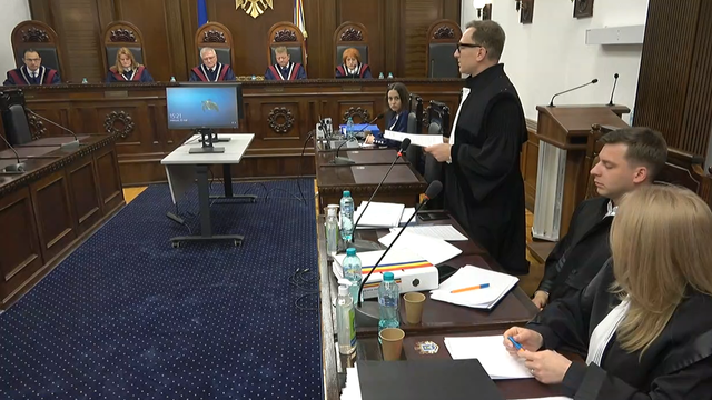 Magistrații Curții Constituționale și-au reluat astăzi ședința cu privire la examinarea legalității Partidului Șor