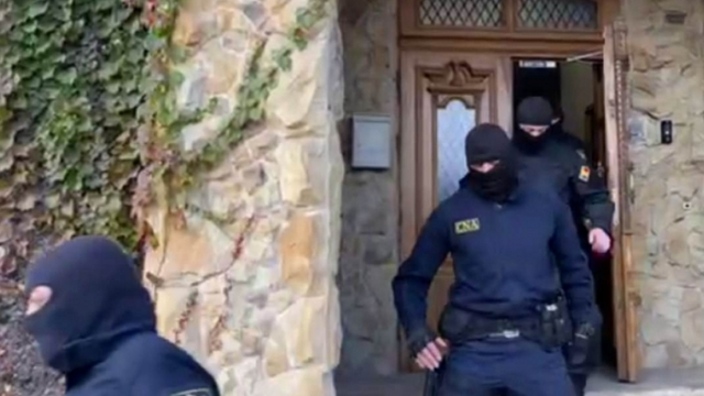 CNA, PA și Poliția au continuat acțiunile de urmărire penală în dosarul coruperii alegătorilor UTA Găgăuzia de către reprezentanții Partidului Șor