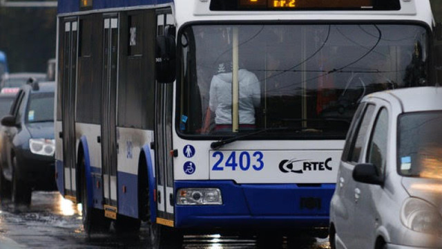 Itinerar modificat pentru transportul public pe bulevardul Dacia
