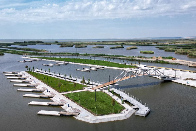 FOTO | Cum arată noul port ultramodern construit de la zero în localitatea Jurilovca, județul Tulcea