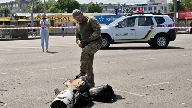 Alerte de raid aerian în toată Ucraina, vineri dimineață. Primarul Vitali Kliciko anunță explozii în Kiev