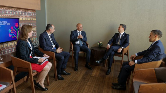 Premierul Dorin Recean a avut o serie de întrevederi bilaterale în marja Summitului Comunității Politice Europene
