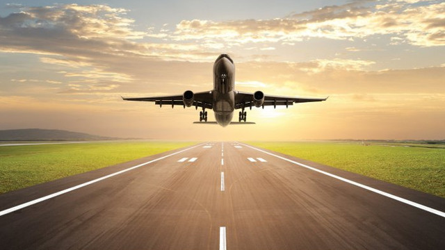 Aeronavele civile au reluat zborurile pe Aeroportul Internațional Chișinău