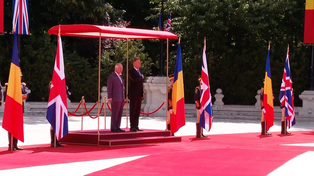 VIDEO | Regele Charles al III-lea, într-o vizită istorică în România. Monarhul a fost întâmpinat de președintele Klaus Iohannis, la Palatul Cotroceni