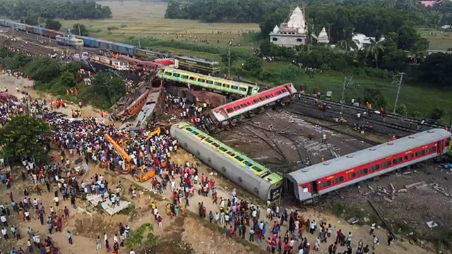 Operațiunile de salvare s-au încheiat în India, după tragedia feroviară. Premier: „Vinovații vor fi sancționați drastic”

