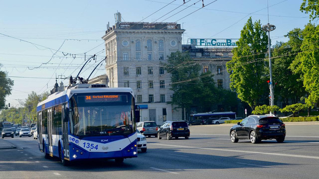 În perioada estivală, numărul troleibuzelor care circulă în Chișinău a fost redus