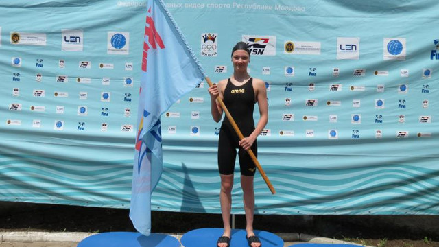 250 de sportivi au participat la Campionatul R. Moldova la înot
