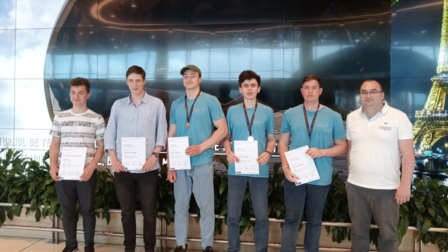 Elevi din Republica Moldova au obținut medalii de argint și bronz la Olimpiada Europeană de Fizică