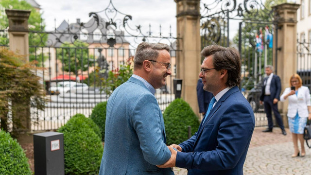 Vicepremierul Nicu Popescu a avut o întâlnire cu prim-ministrul Luxemburgului, Xavier Bettel