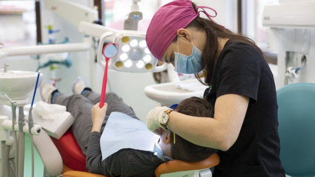 Servicii stomatologice gratuite pentru copiii din raioanele Drochia și Râșcani