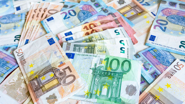 Euro a depășit pragul de 20 de lei