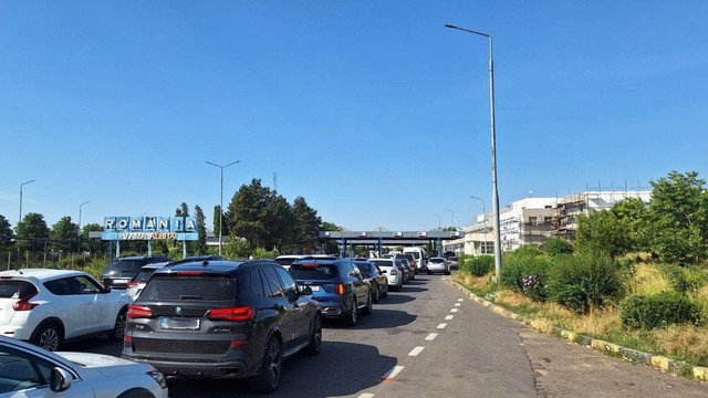 Aglomerație de mașini la PTF Leușeni, pe direcția de ieșire din țară. Recomandările Poliției de Frontieră