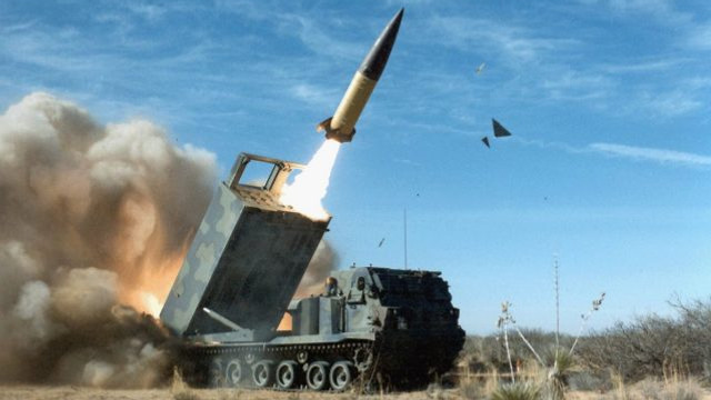 Casa Albă discută furnizarea de rachete cu rază lungă de acțiune ATACMS către Ucraina