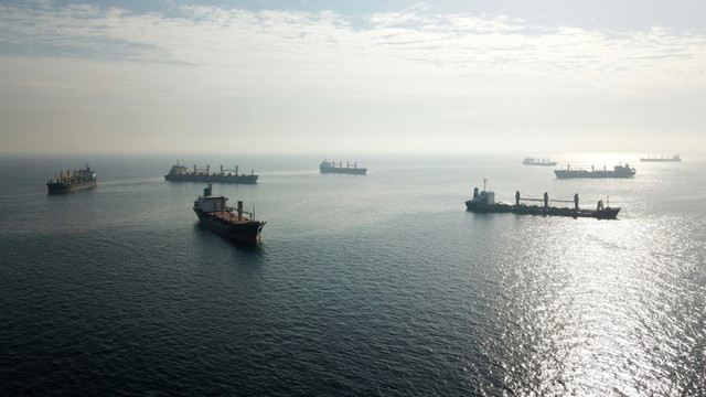 Rusia închide nord-vestul Mării Negre. După retragerea din acordul privind cerealele nu mai există garanții de securitate pentru navele civile