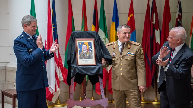 Șeful Statului Major al Apărării României, generalul Daniel Petrescu, inclus în “International Hall of Fame” al Universității Naționale de Apărare din SUA
