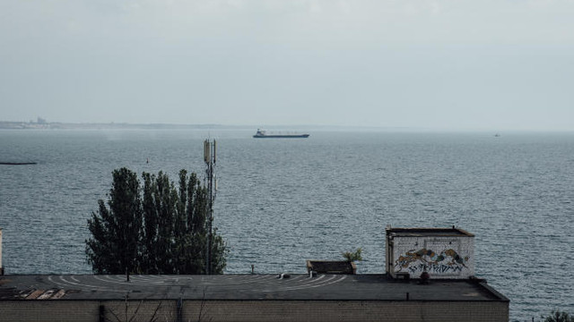 Port din Odesa, atacat de ruși cu rachete Kalibr. Cel puțin o persoană a murit