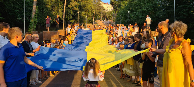 Un flashmob al unității a fost organizat la Chișinău de Ziua Independenței Ucrainei