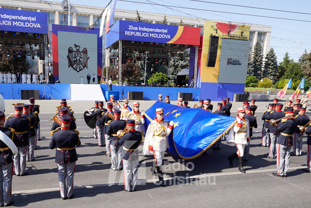 GALERIE FOTO | La Chișinău a avut loc ceremonia dedicată celei de-a 32-a aniversări a Independenței R. Moldova