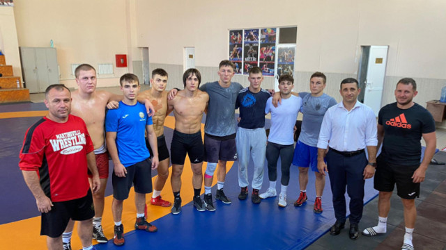 O echipă de 19 sportivi și sportive vor reprezenta R. Moldova la Campionatul Mondial de Lupte pentru Tineret, 2023