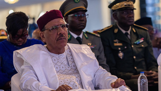 Regimul militar din Niger vrea să îl judece pe președintele Bazoum înlăturat de la putere pentru „înaltă trădare”