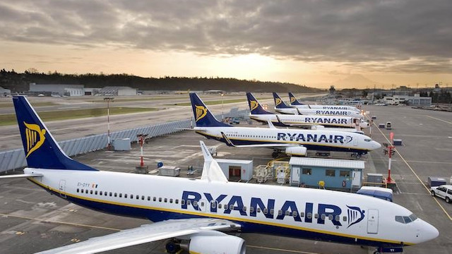A doua zi a grevei personalului Ryan Air, filiala din Belgia. Avioanele rămân și astăzi la sol

