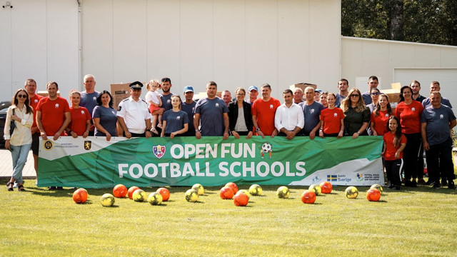 Mai multe școli din Republica Moldova au beneficiat de echipament sportiv gratuit, donat de Suedia