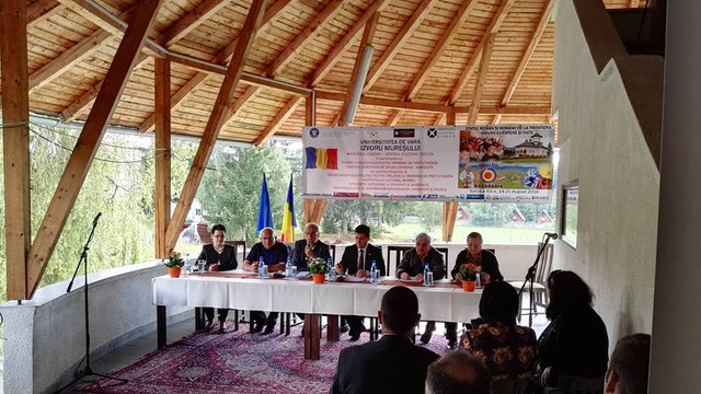 Perspectiva integrării imediate a R. Moldova în UE prin reunirea cu România, discutată la Universitatea de la Izvoru Mureșului 