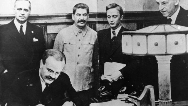 Pactul Ribbentrop-Molotov, 84 de ani de la semnare. Actul a avut consecințe devastatoare pentru teritoriul Republicii Moldova, opinii