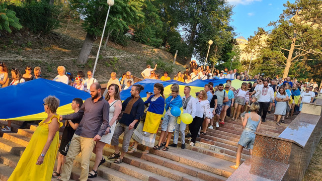 Un flashmob al unității a fost organizat la Chișinău de Ziua Independenței Ucrainei