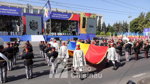 LIVE | Ceremonia festivă cu ocazia celor 32 de ani de la proclamarea Independenței Republicii Moldova