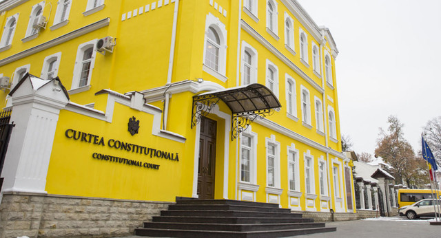 Articolul din Codul Electoral care interzice fruntașilor partidelor scoase în afara legii să candideze la alegeri timp de până la 5 ani, suspendat de Curtea Constituțională