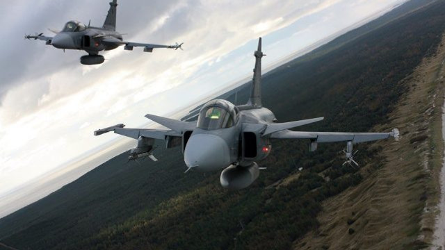 Suedia ia în considerare trimiterea de avioane de luptă Gripen în Ucraina