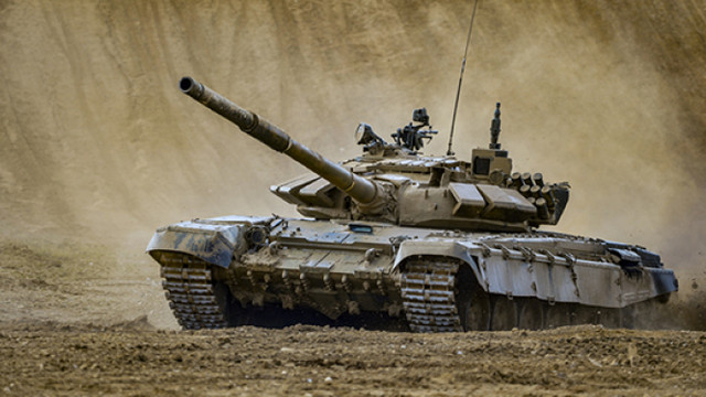 „A doua armată a lumii” are un regiment gonflabil. Rusia își acceptă neputința: Tancuri gonflabile T-72 - la datorie pe frontul din Ucraina